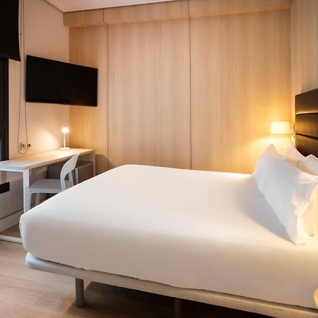 B&B Hotel Vitoria General Alava Eksteriør bilde