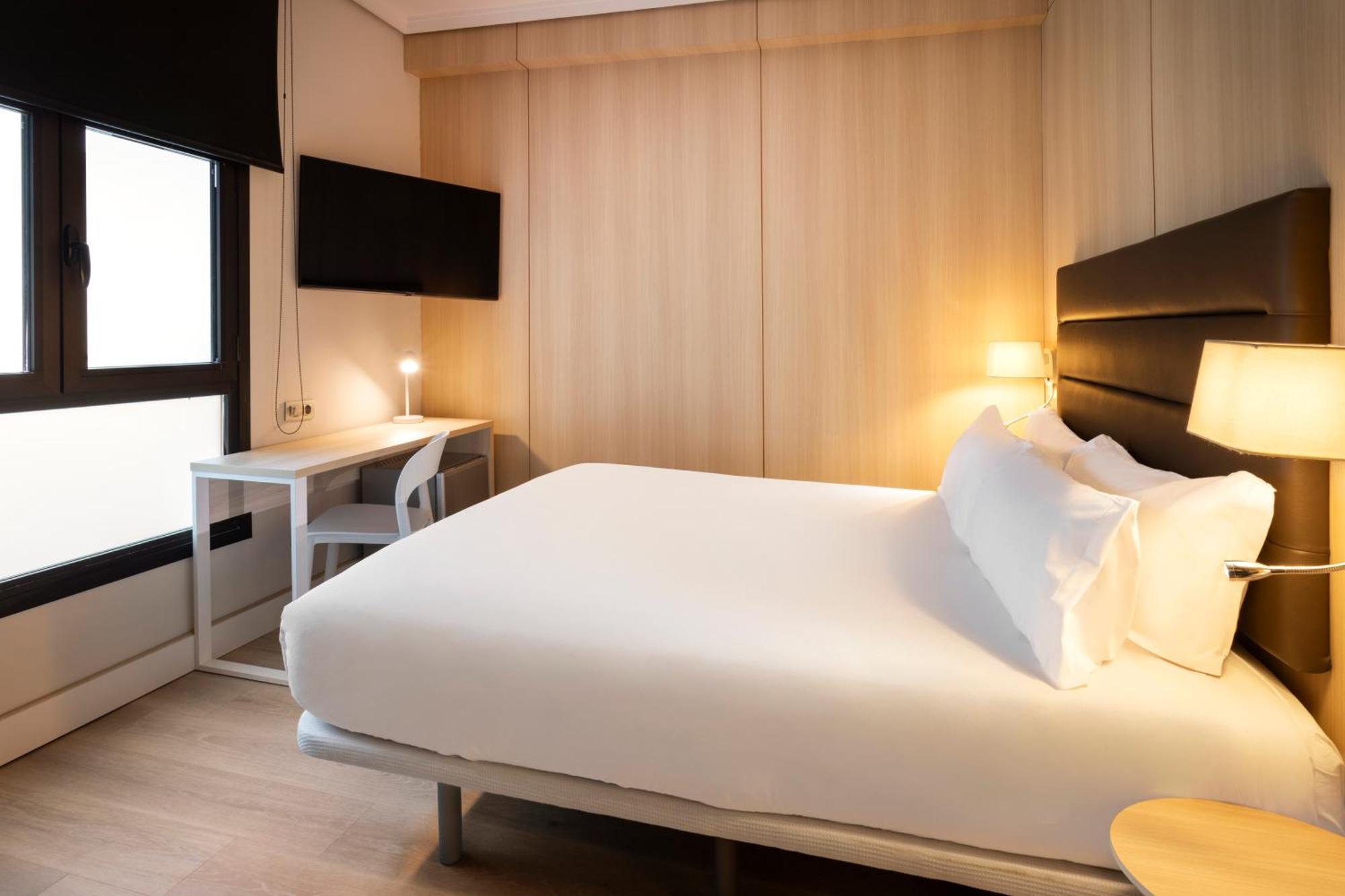 B&B Hotel Vitoria General Alava Eksteriør bilde