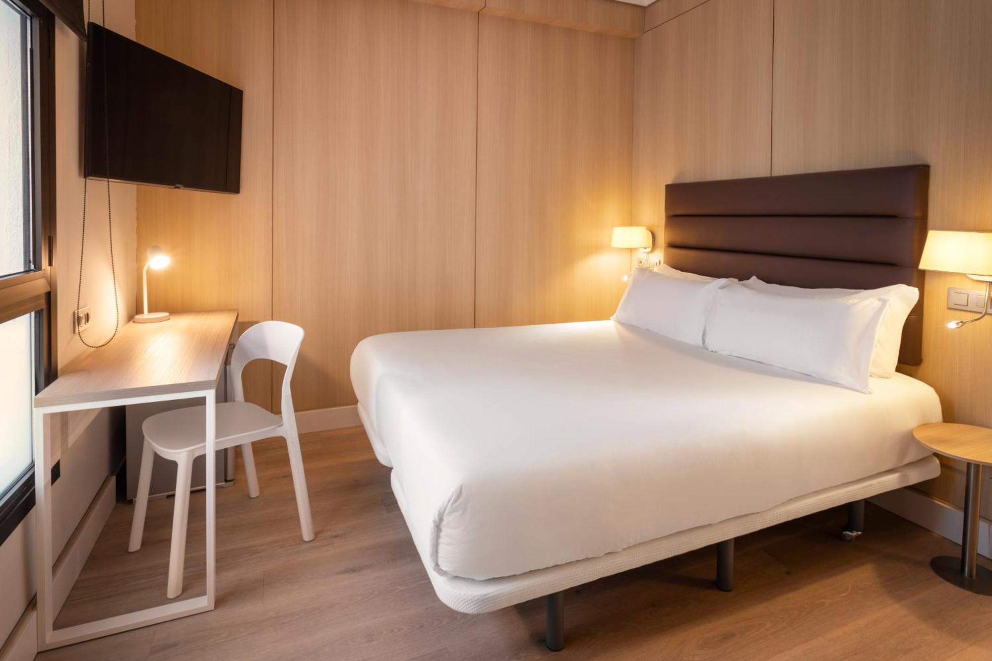 B&B Hotel Vitoria General Alava Eksteriør bilde